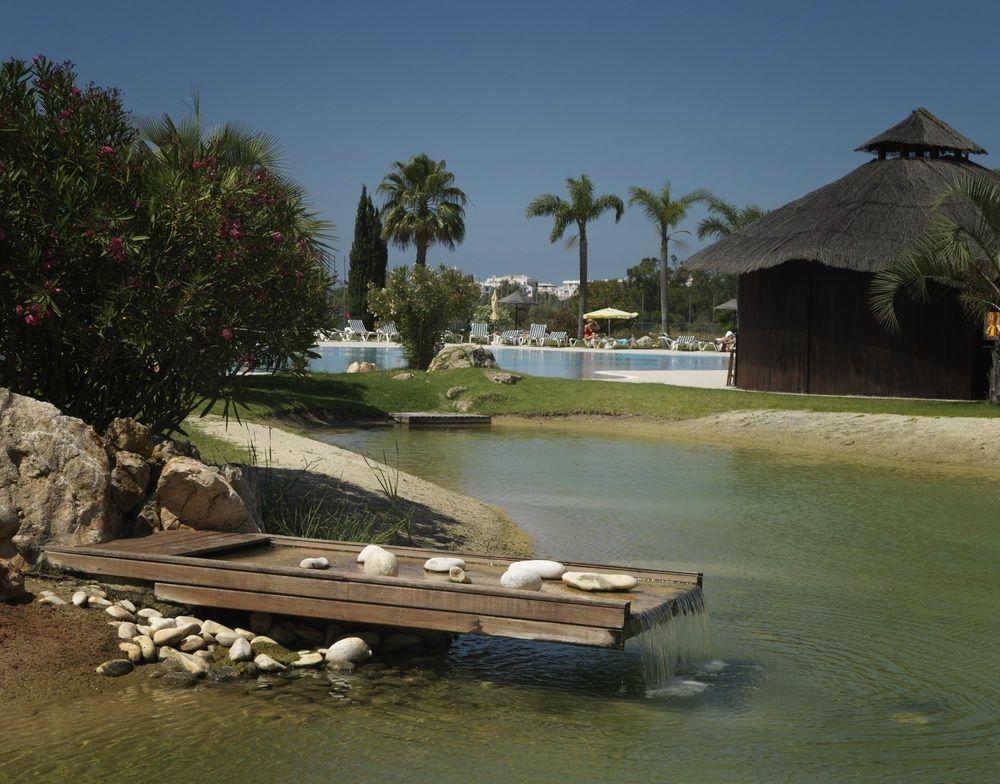 Yellow Alvor Garden Exterior photo